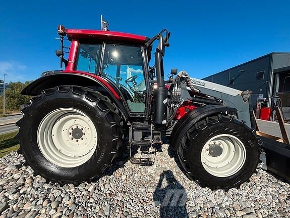Valtra N123H Traktorid