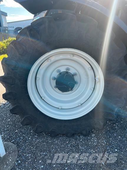 Valtra N155EH Traktorid