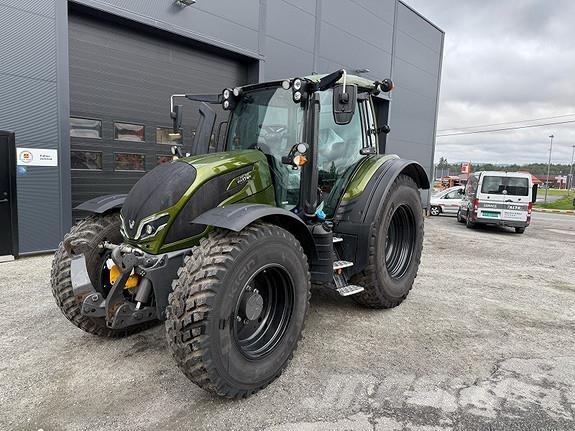 Valtra N175D Traktorid
