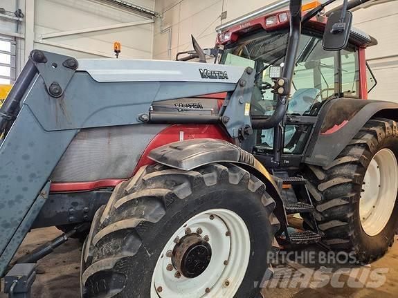 Valtra T 180 Traktorid