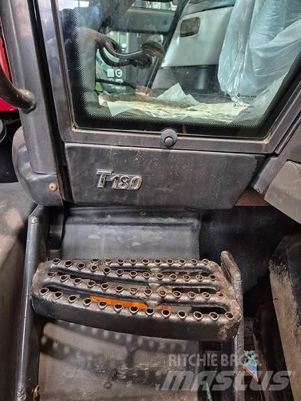 Valtra T 180 Traktorid