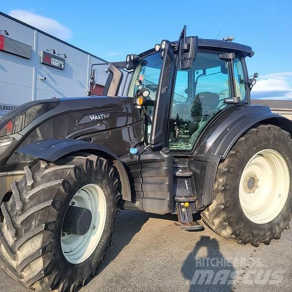 Valtra T 254 Traktorid