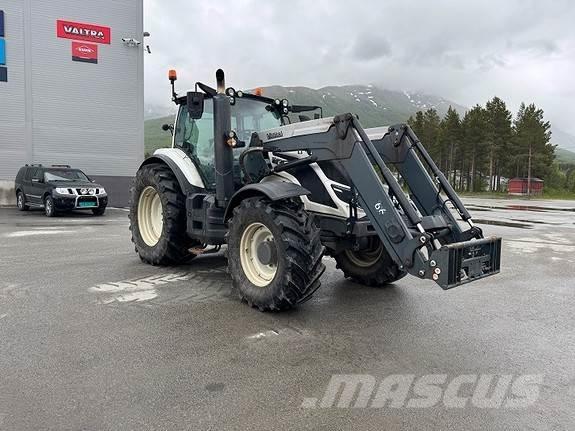 Valtra T174V Traktorid