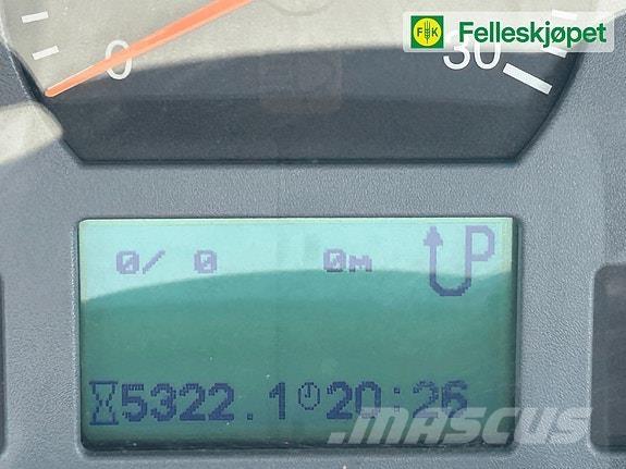 Valtra T190 Traktorid