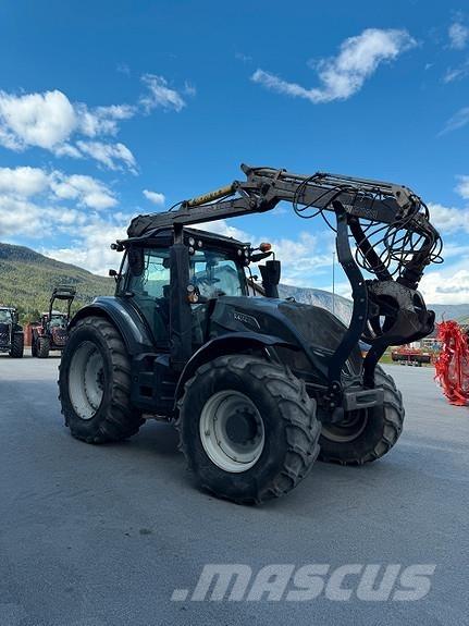 Valtra T194V Traktorid
