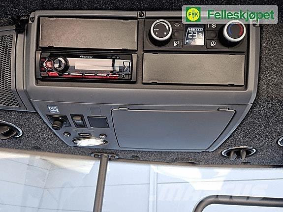 Valtra T235 Traktorid