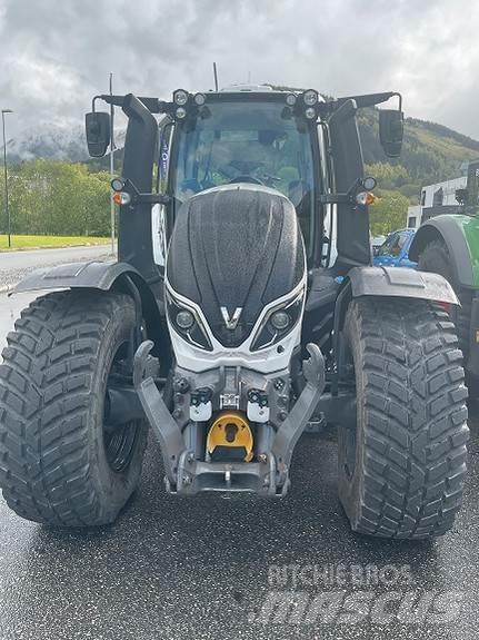 Valtra T254V Traktorid