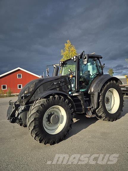 Valtra T254V Traktorid