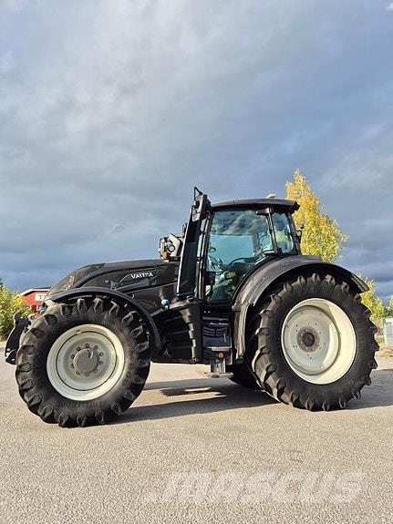 Valtra T254V Traktorid