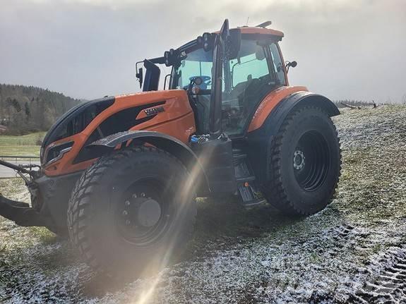 Valtra T255 Traktorid