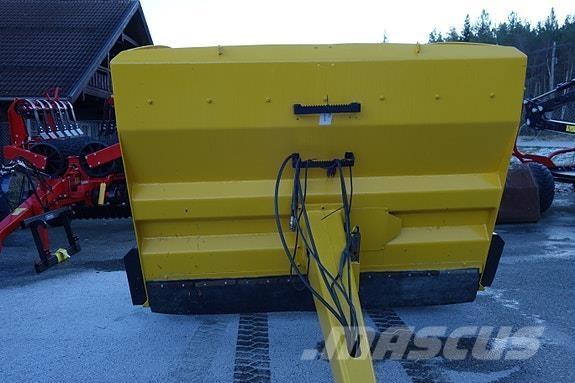 Vama 5 kubikk Muud teekoristamise ja lumekoristamise masinad