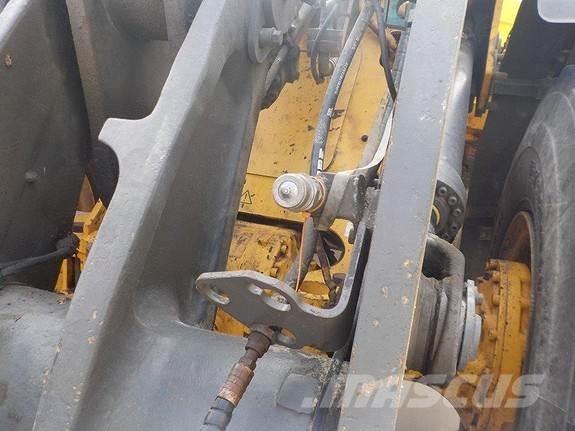 Volvo L90G Rataslaadurid