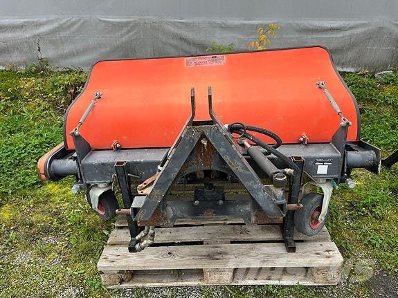   Muud teekoristamise ja lumekoristamise masinad