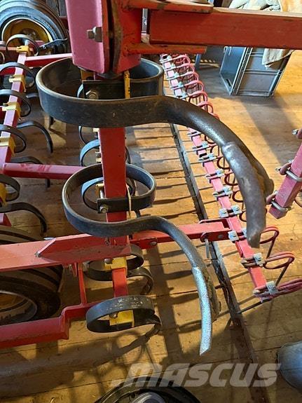   Muud mullaharimismasinad ja tarvikud