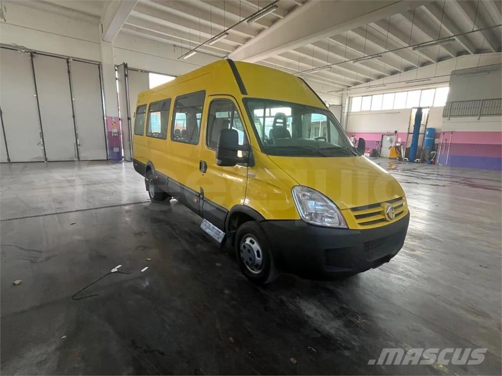 Iveco A50 Koolibussid