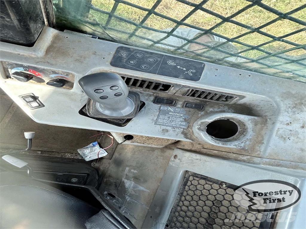 CAT 525B Väljaveotraktorid