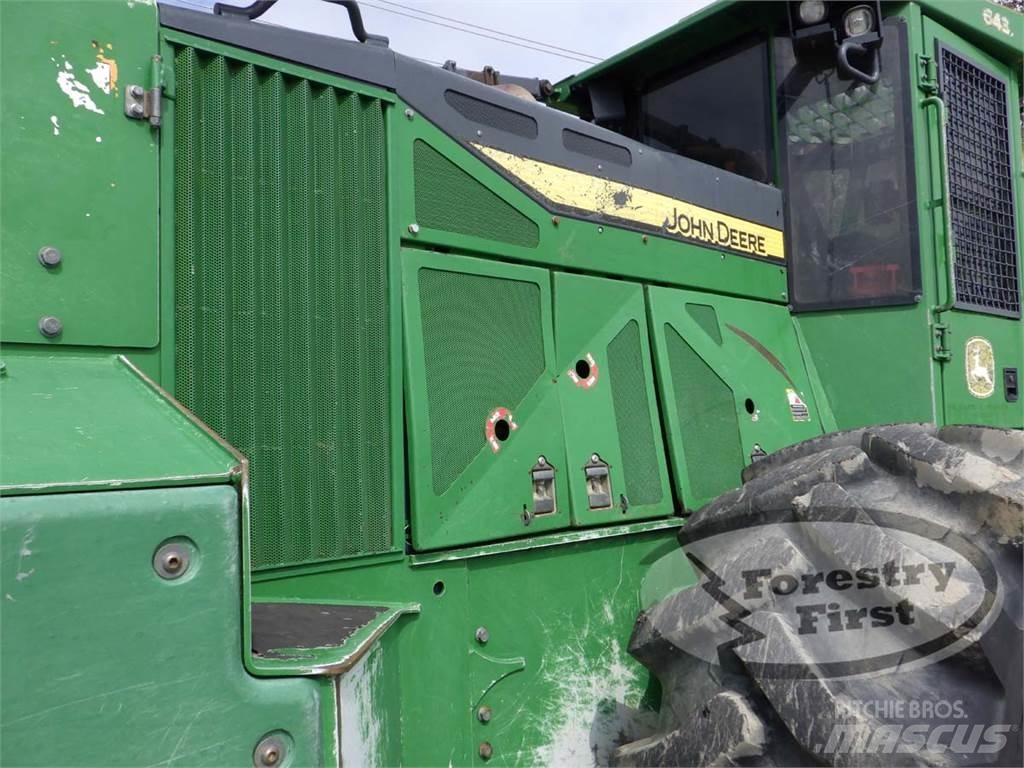 John Deere 643L Langetustraktorid