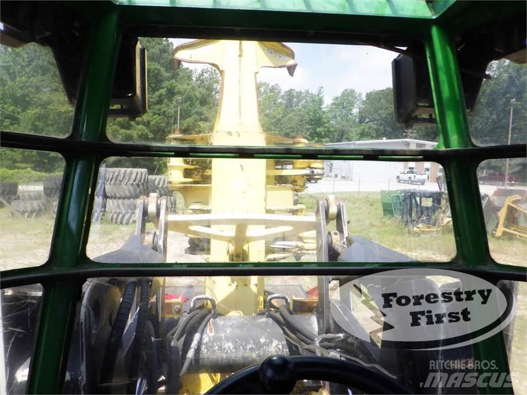 John Deere 843K Langetustraktorid