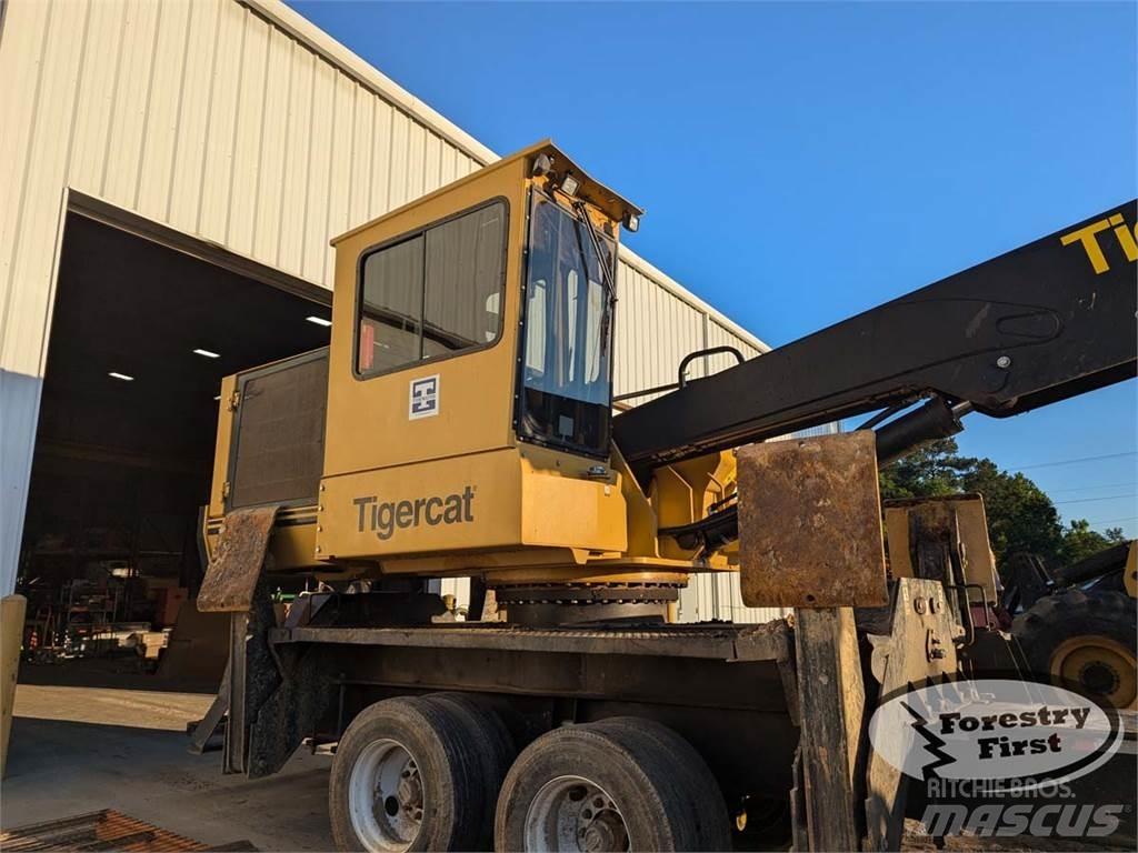 Tigercat 234B Nooltõstukid