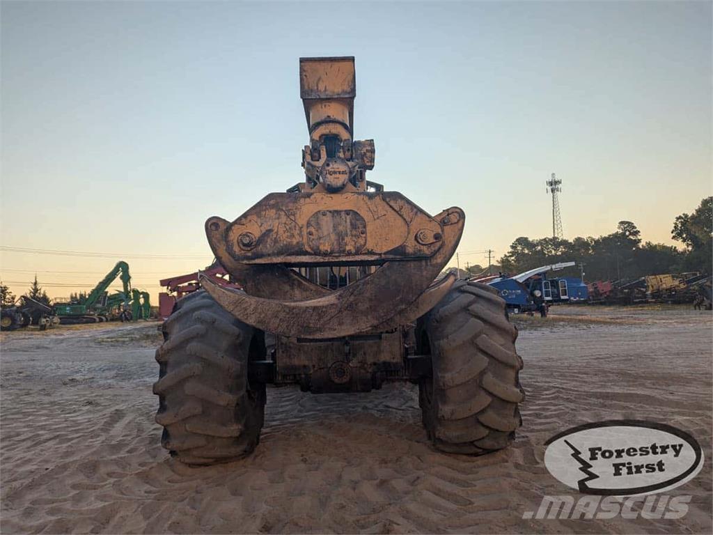 Tigercat 610E Väljaveotraktorid
