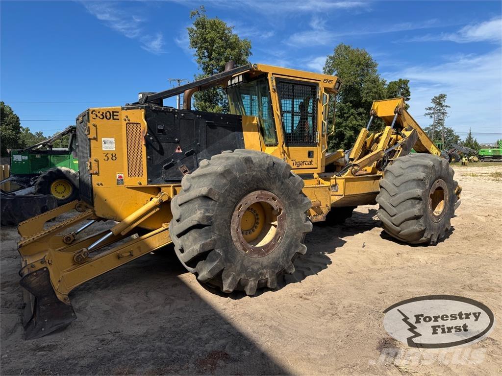 Tigercat 630E Väljaveotraktorid