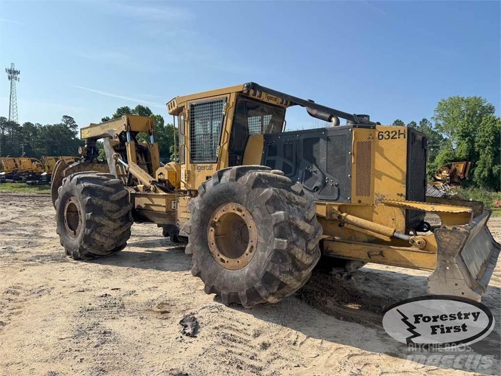 Tigercat 632H Väljaveotraktorid