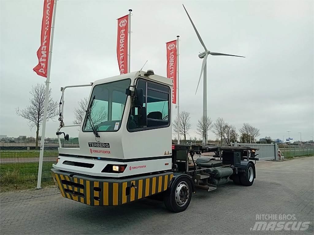 Terberg BC182 Terminalivedukid