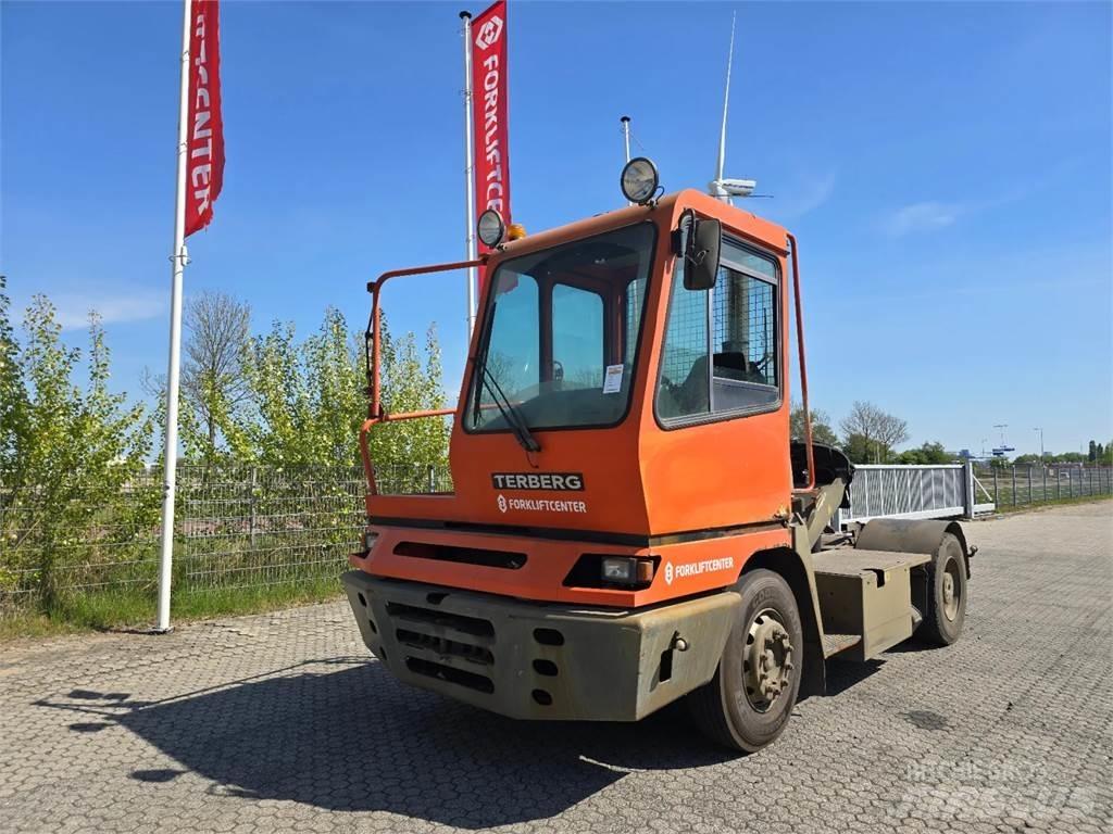 Terberg YT182 Terminalivedukid