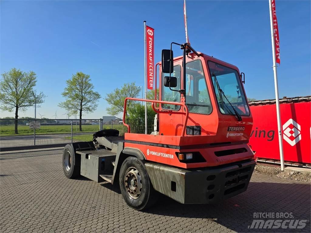 Terberg YT182 Terminalivedukid