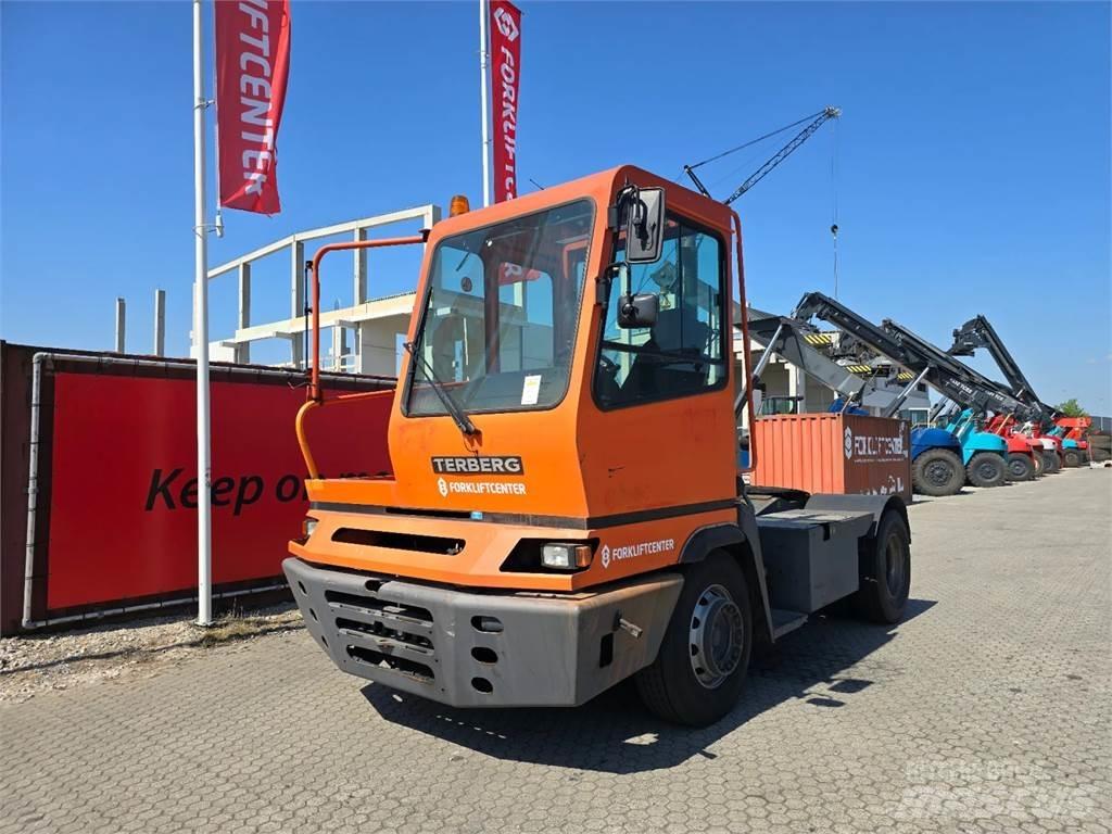 Terberg YT182 Terminalivedukid