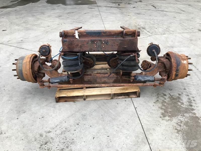  Lift Axle Sillad