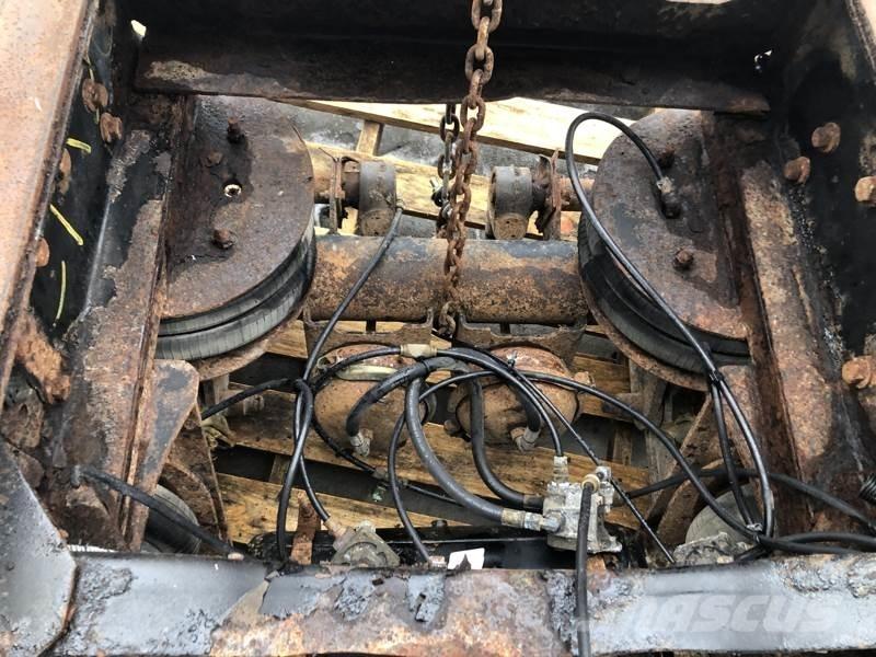  Lift Axle Sillad