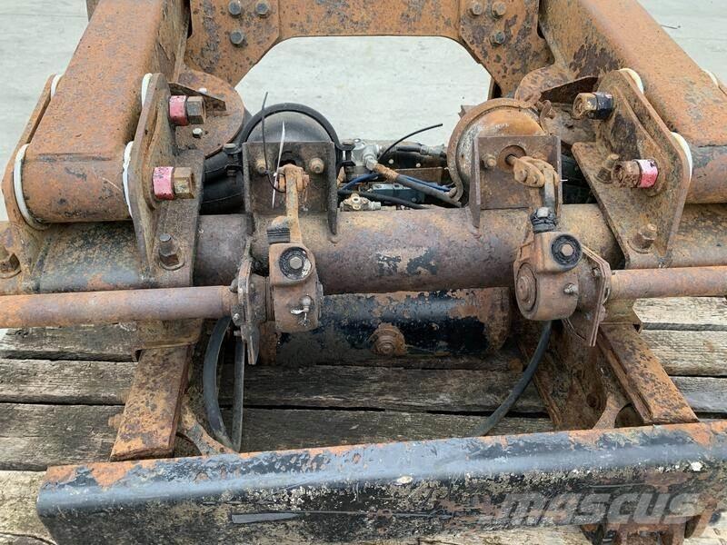  Lift Axle Sillad