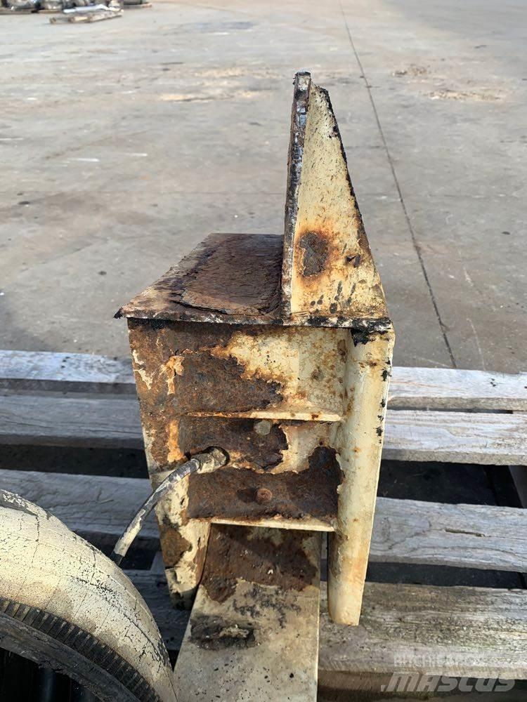  Lift Axle Sillad