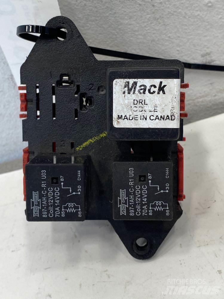 Mack GU Kabiinid