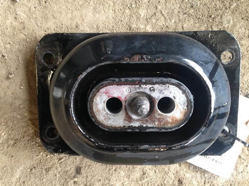 Mack MP8 Muud osad