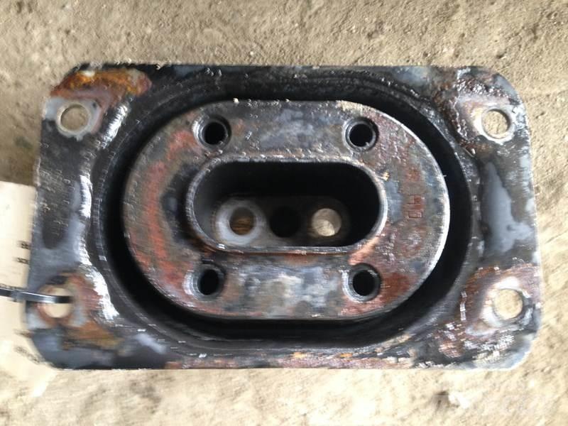 Mack MP8 Muud osad