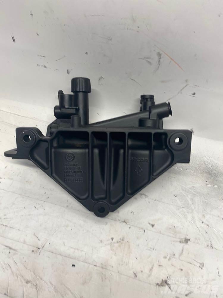 Mack MP8 Muud osad