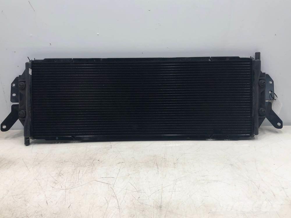  Radiator Radiaatorid