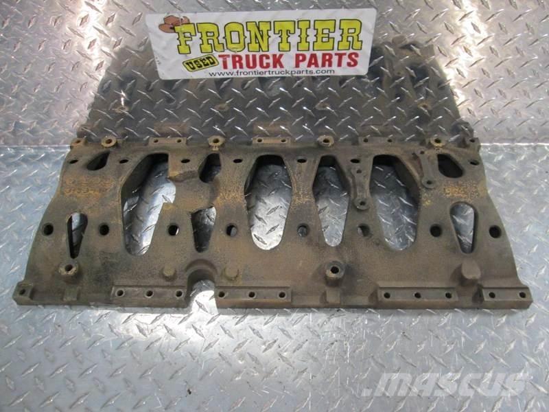 Volvo D12D Muud osad