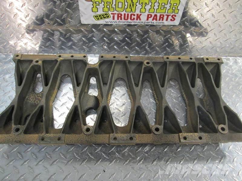 Volvo D12D Muud osad