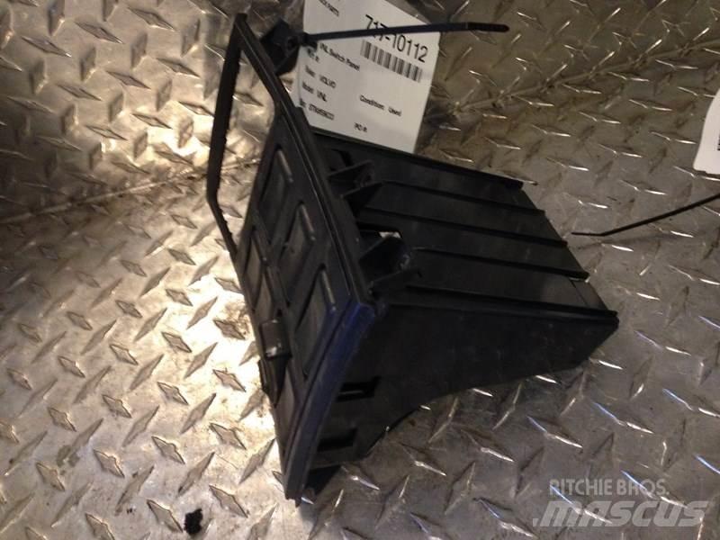 Volvo VNL Elektroonikaseadmed