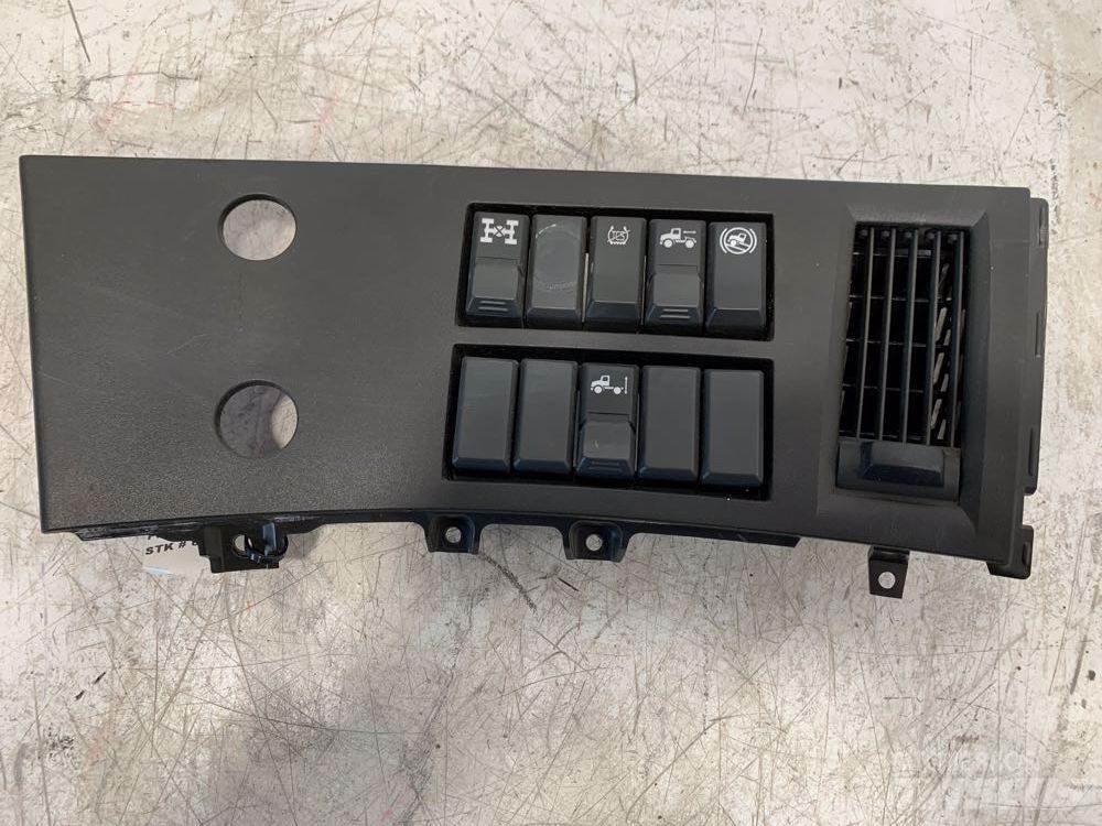 Volvo VNL Elektroonikaseadmed