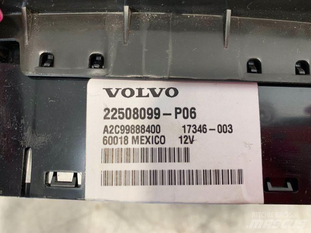 Volvo VNL Elektroonikaseadmed