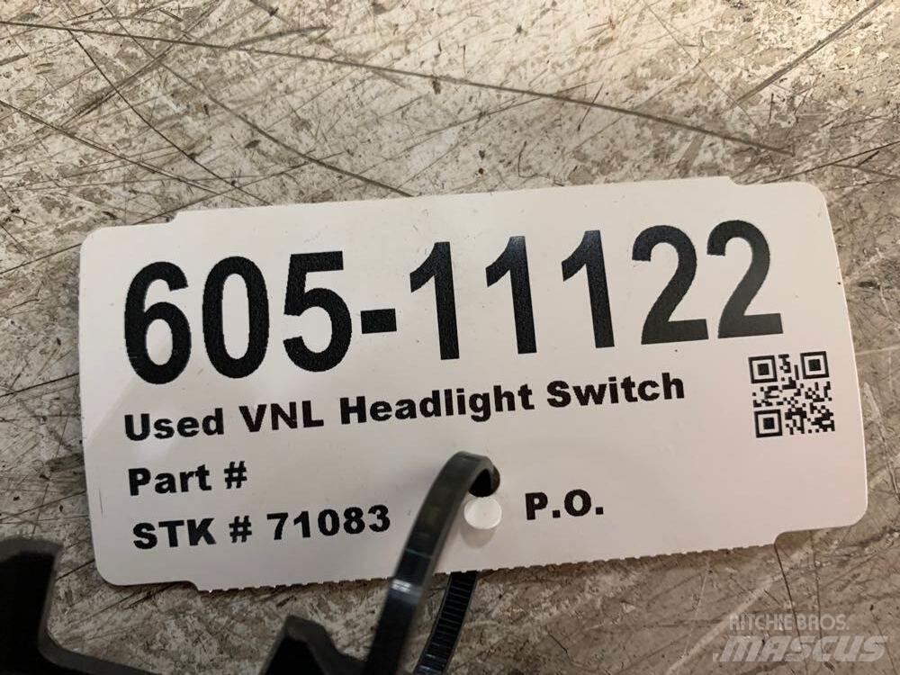 Volvo VNL Elektroonikaseadmed