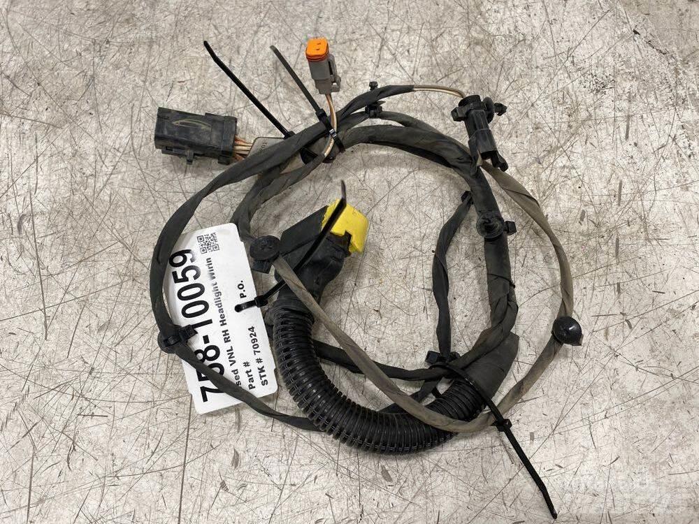 Volvo VNL Muud osad