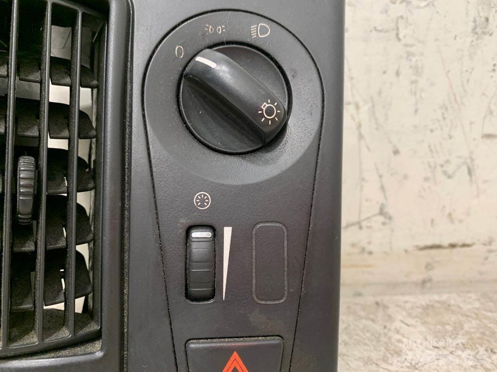 Volvo VNL Elektroonikaseadmed