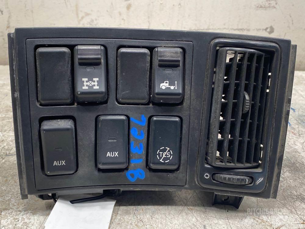 Volvo VNL Elektroonikaseadmed