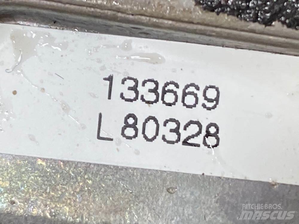 Volvo VNL Muud osad
