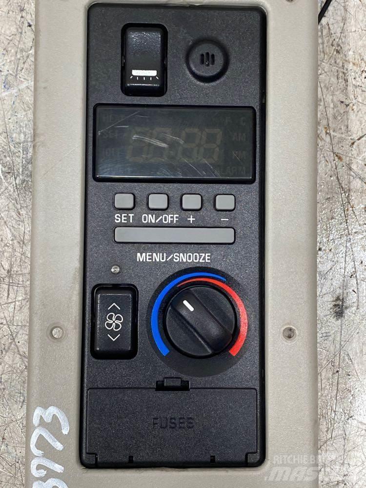 Volvo VNL Elektroonikaseadmed